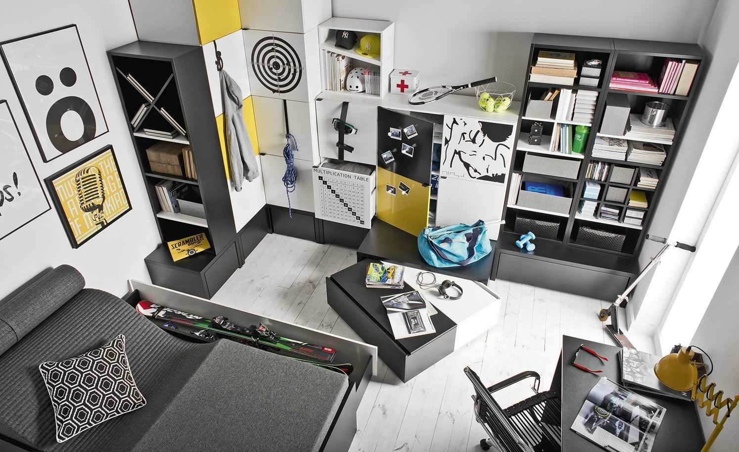 VOX Wandregal Young Users 3 VOX Wandregal Young Users