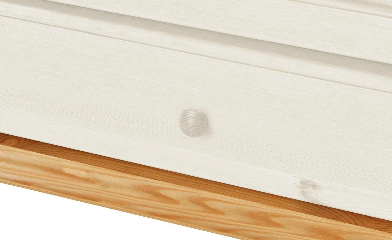 Kleiderschrank, 2-türig Bornholm | Kiefer Weiß / Kiefer antikfarben geteilte gemusterte Tür 14 Kleiderschrank, 2-türig Bornholm | Kiefer Weiß / Kiefer antikfarben geteilte gemusterte Tür – Bild 12